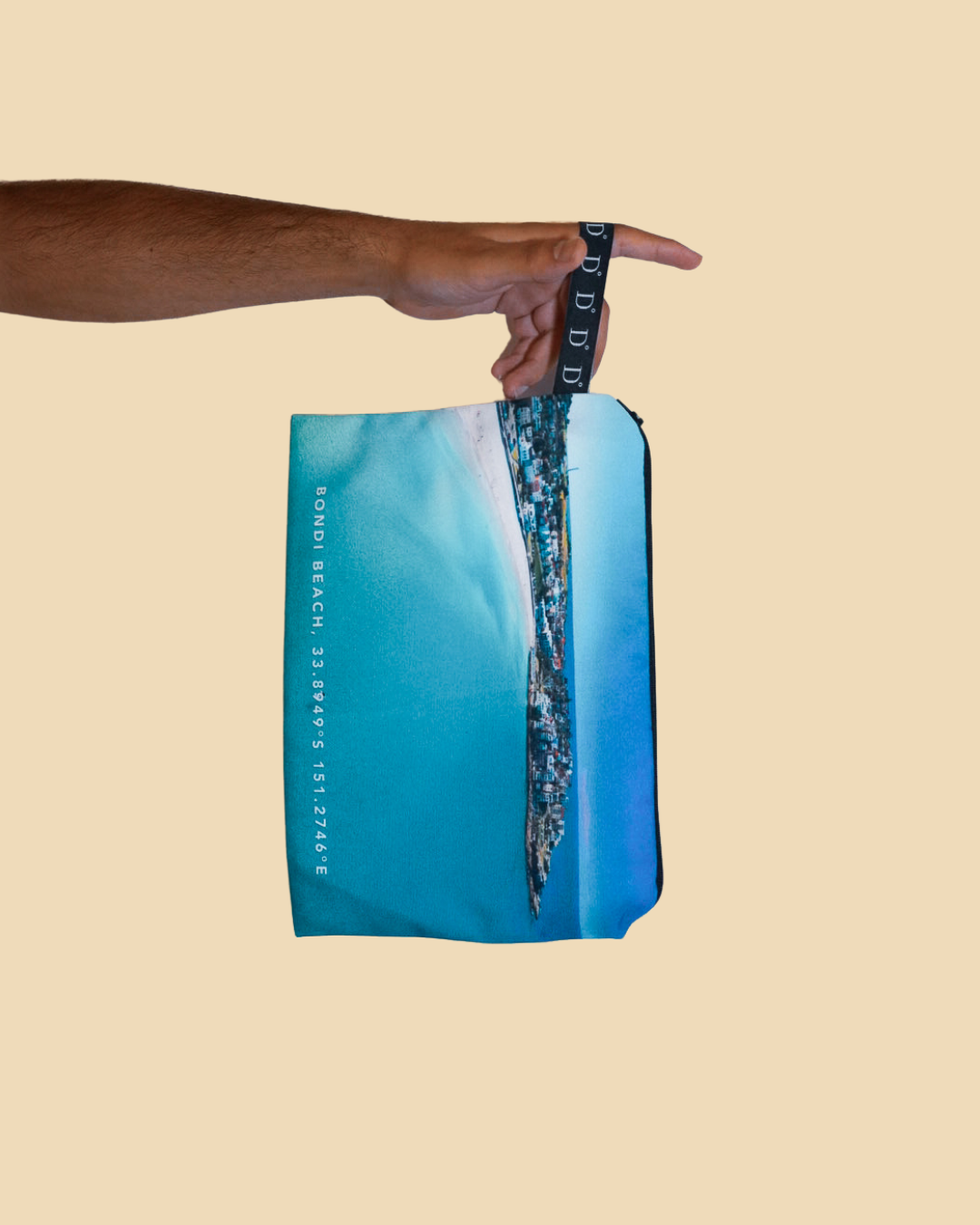 Crystal Bondi pouch