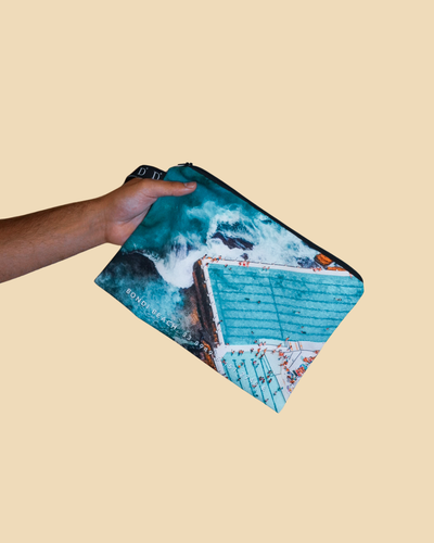 Icebergs Summer pouch
