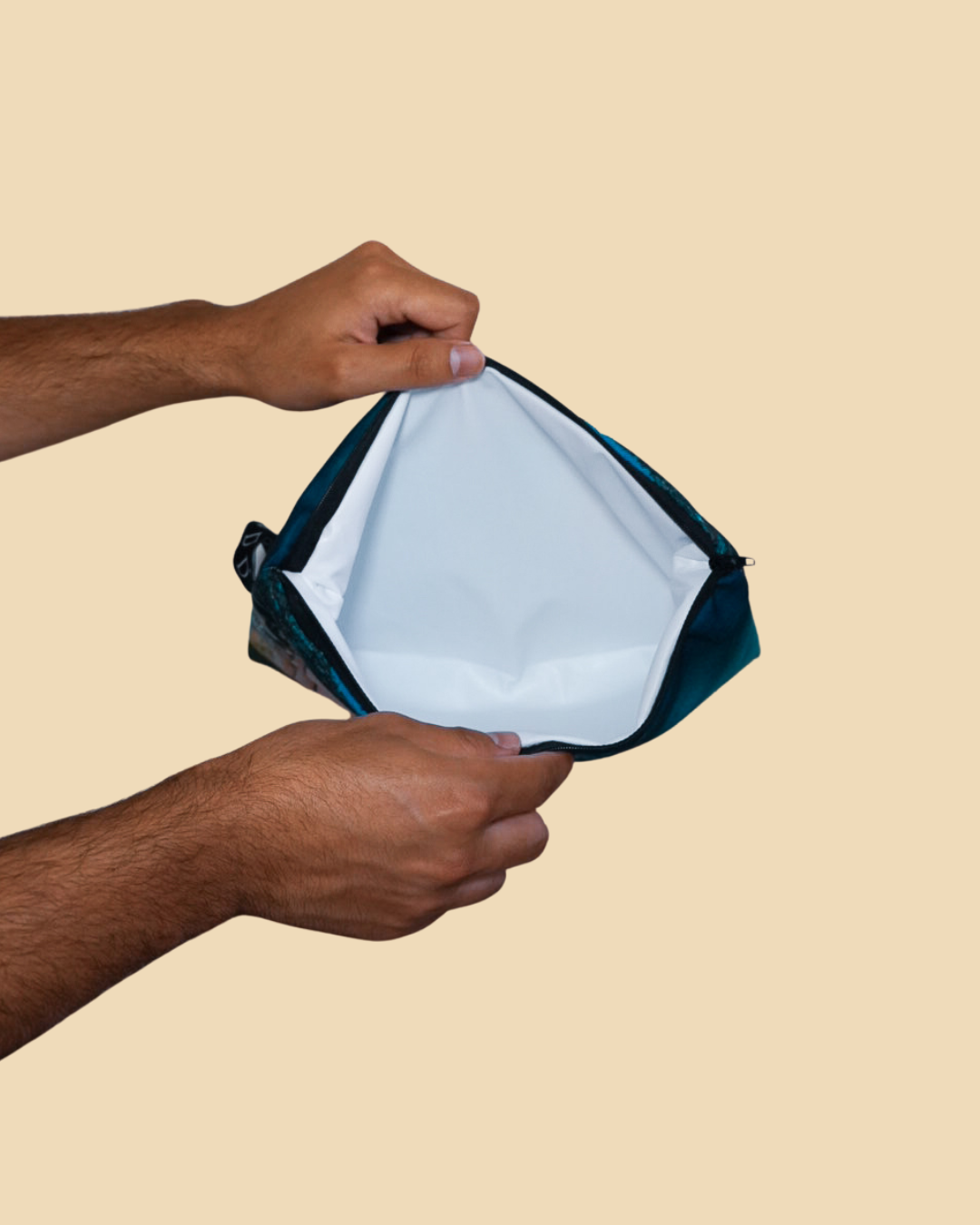 Maroubra Magic pouch