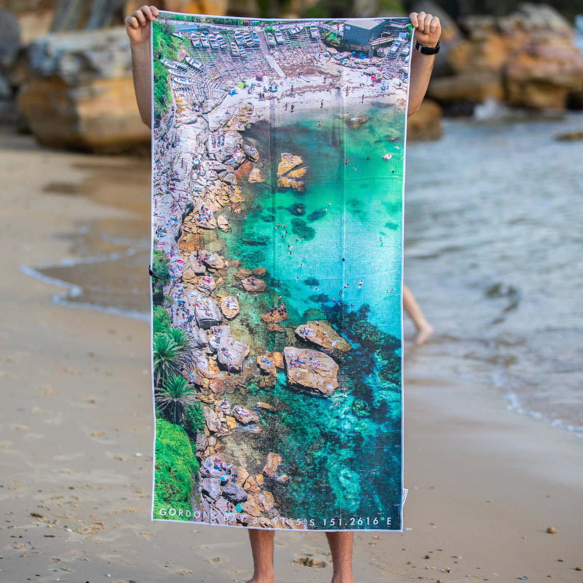 Hot Rocks beach towel – Destination Label