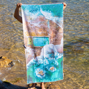 Mona Tides beach towel