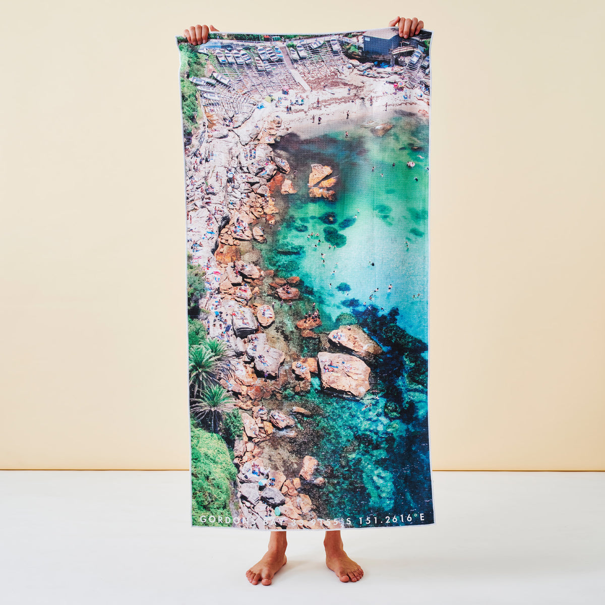 Hot Rocks beach towel – Destination Label
