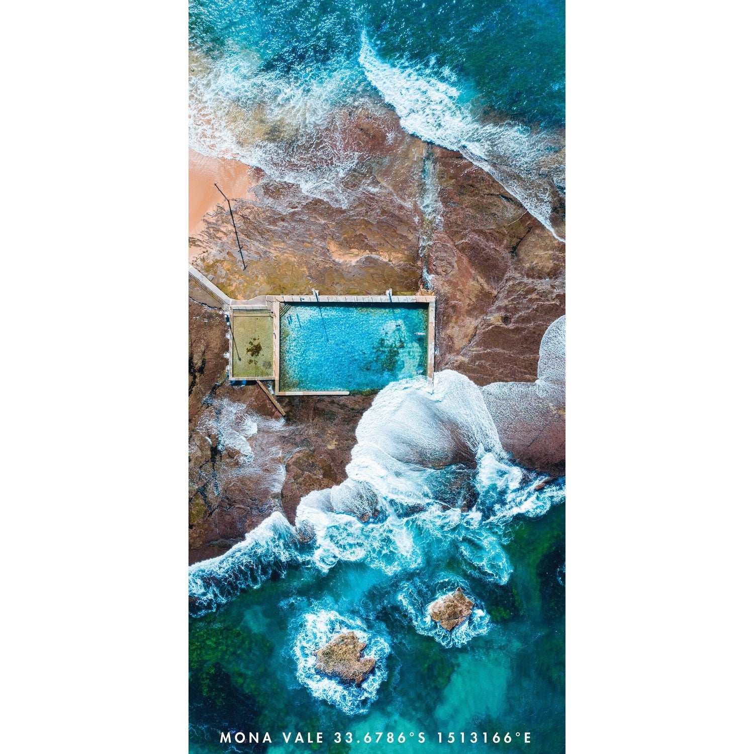 Mona Tides beach towel